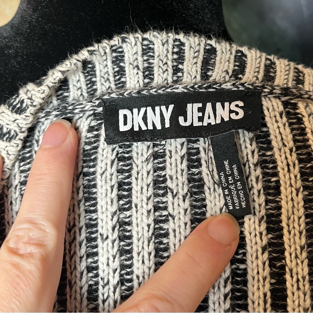 DKNY Jeans Herringbone Sweater - Picture 8 of 10